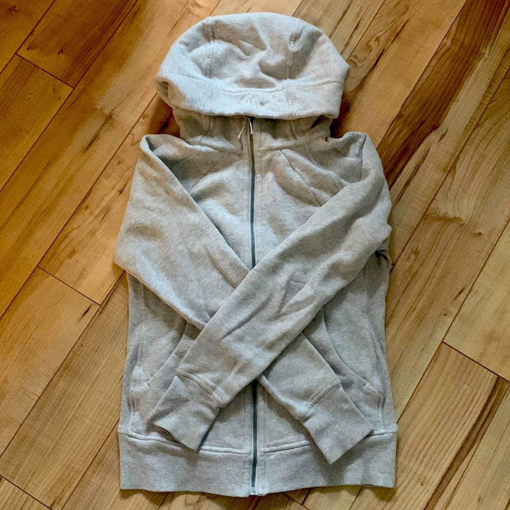 Lululemon Sweatshirt